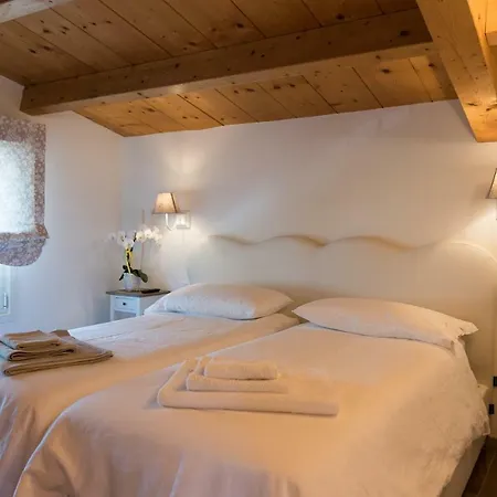 Relais Dei Mandorli * 베르가모