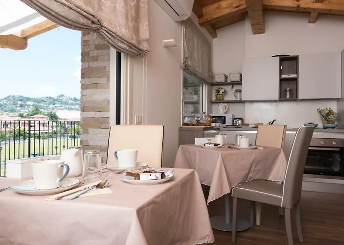 Relais Dei Mandorli Gæstehus Bergamo